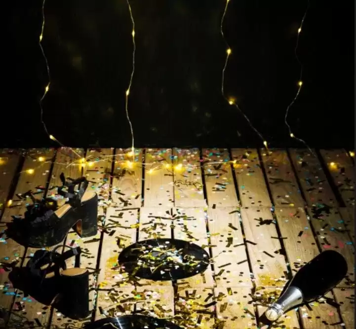 airbnb-party-dance-floor